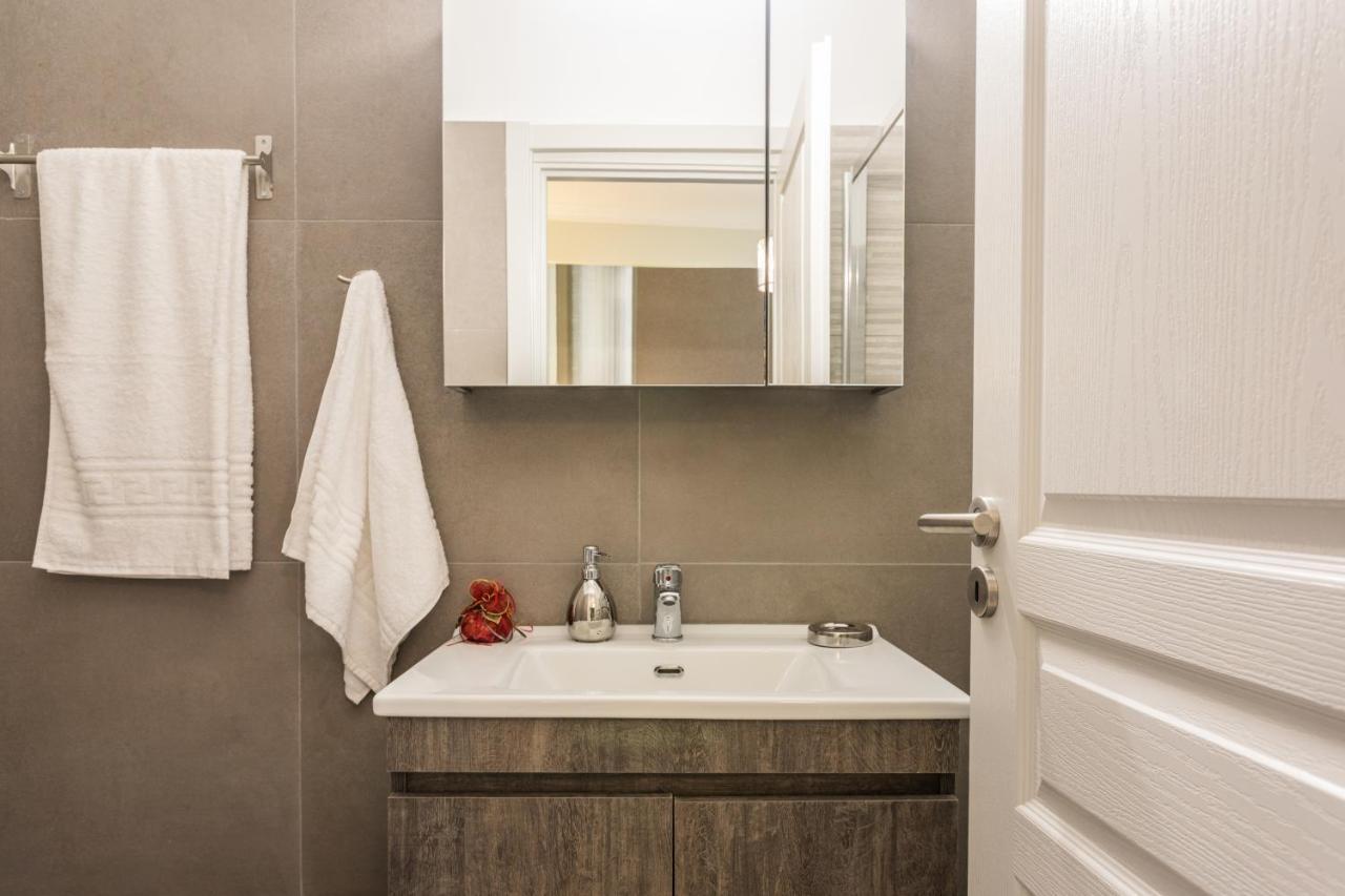 Beautiful City Rooms Close To Acropolis Athena Bagian luar foto
