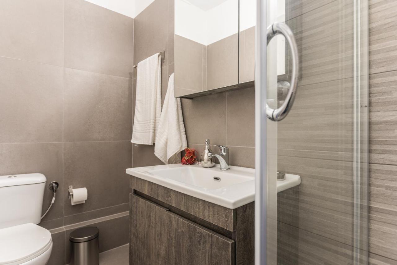 Beautiful City Rooms Close To Acropolis Athena Bagian luar foto